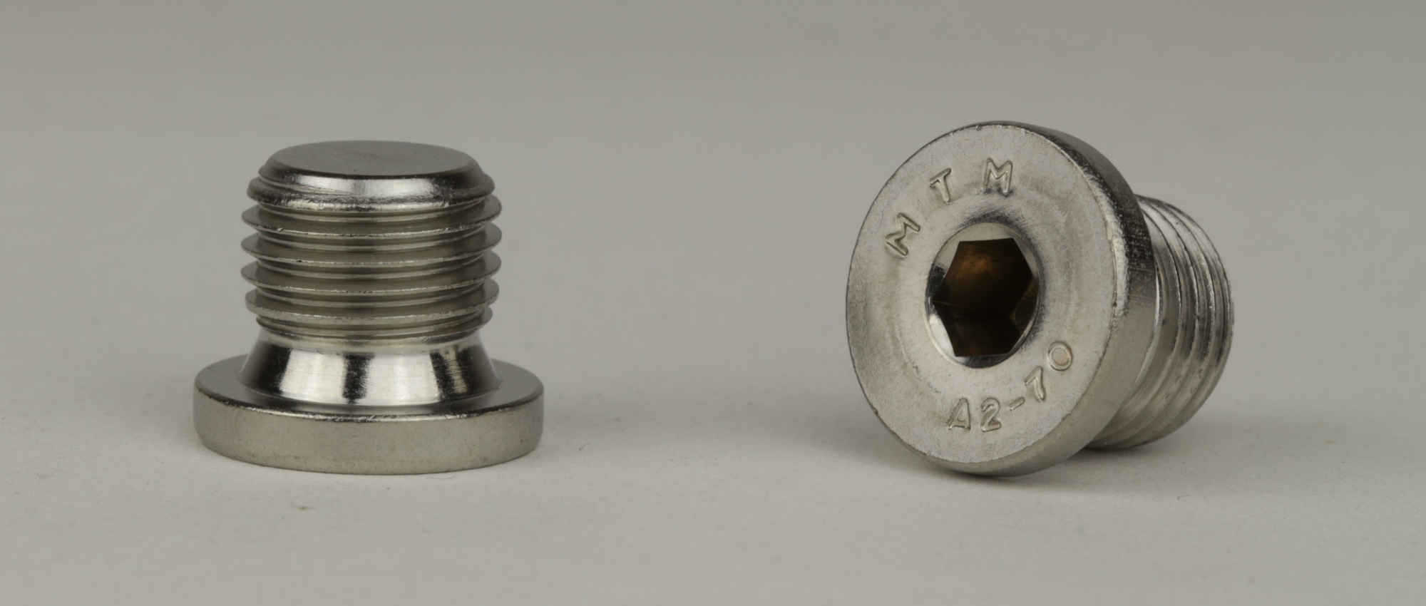 DIN 908 - Edelstahl A4 - G  1/4" - Verschlußschrauben mit Bund und Innensechskant