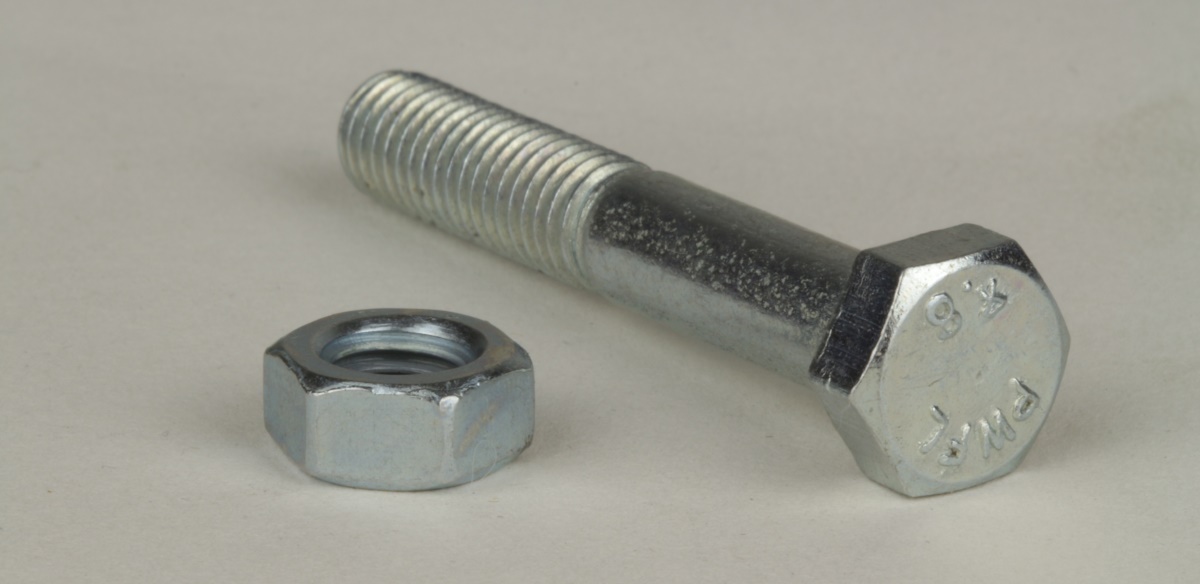 DIN  601 / ISO 4016 Stahl 4.6 / 4.8 verzinkt  M 16x150 - Sechskantschrauben mit Sechskantmutter