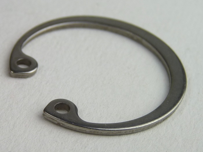 DIN  472 Edelstahl 1.4122 Form J 10x1,0 - Sicherungsringe für Bohrungen 10 mm