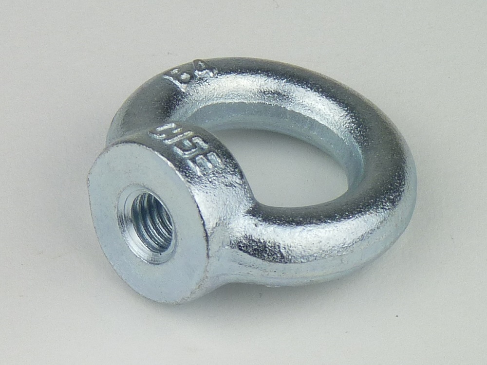 DIN  582 Stahl C 15 E verzinkt M 30 - Ringmuttern